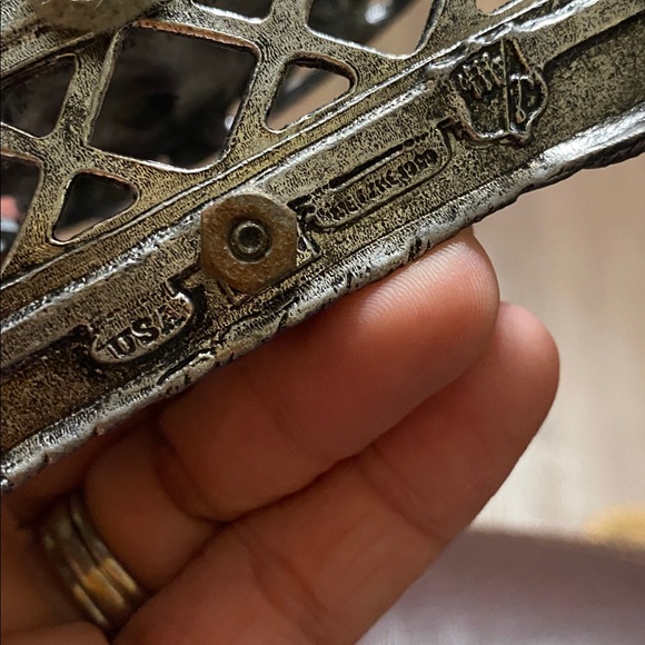 Vintage Metzke pewter sculpture napkin holder - Picture 2 of 3